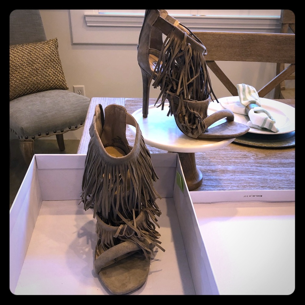 Steve Madden FRINGLY Taupe Suede Heels 8.5